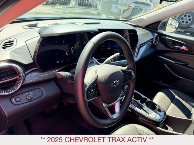 Used 2025 Chevrolet Trax ACTIV w/ Driver Confidence Package FWD image 16