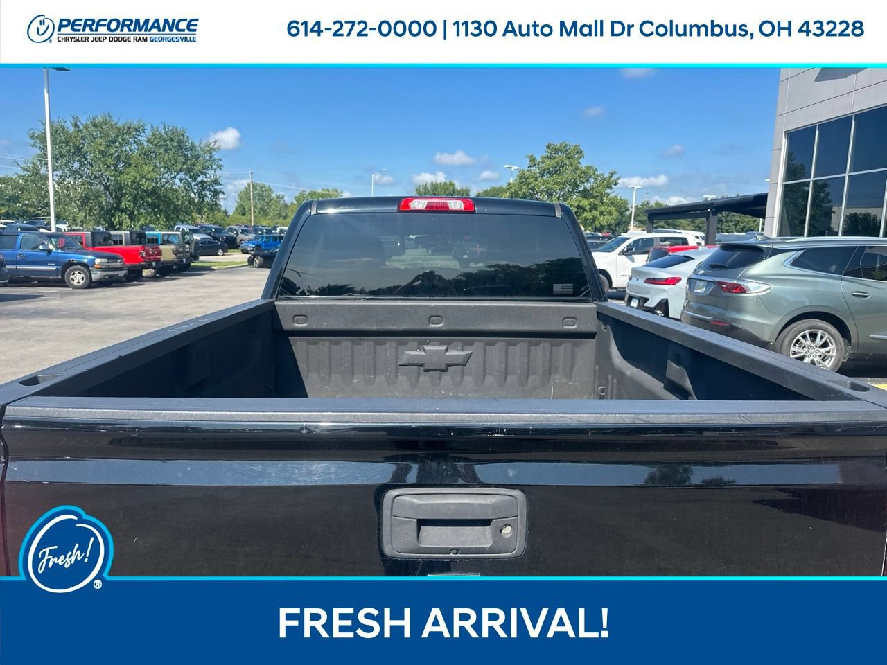 Used 2017 Chevrolet Silverado 1500 LT w/ Redline Edition AWD/4WD image 6