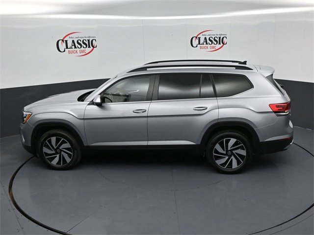 Used 2025 Volkswagen Atlas SE image 15