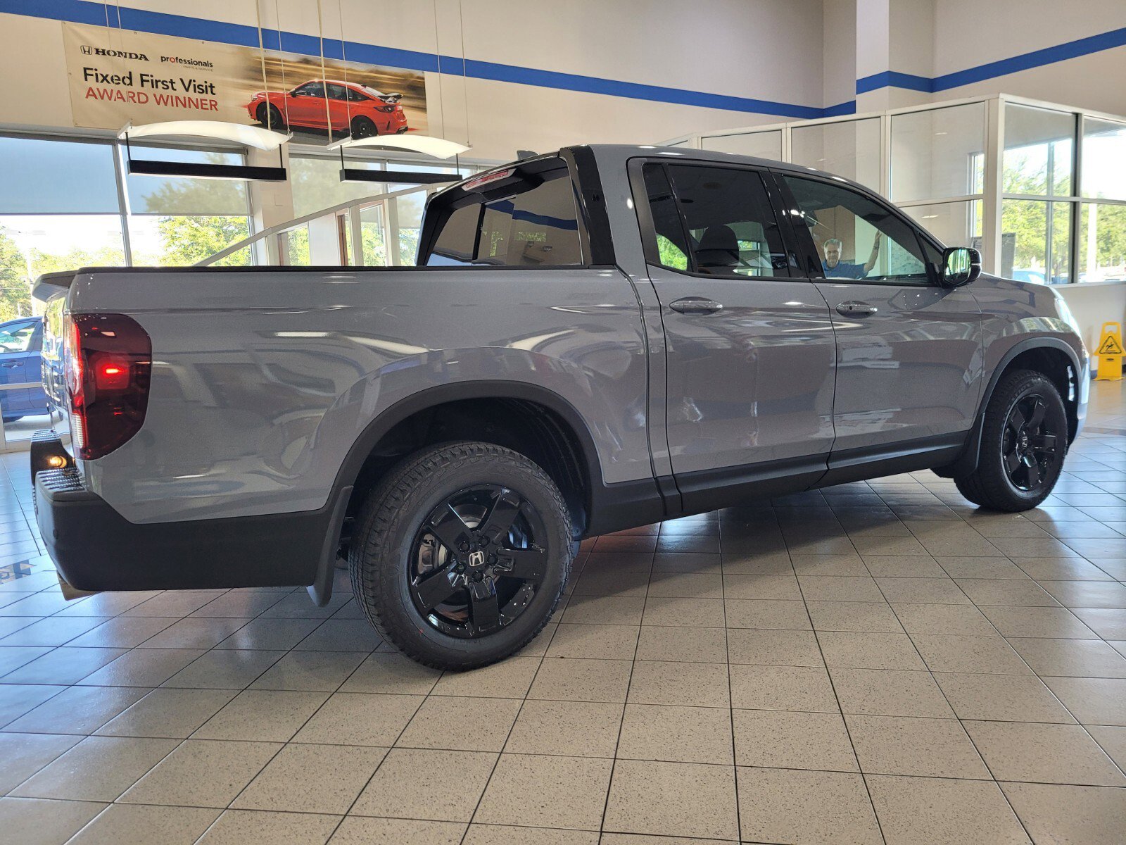 New 2026 Honda Ridgeline Black Edition image 4