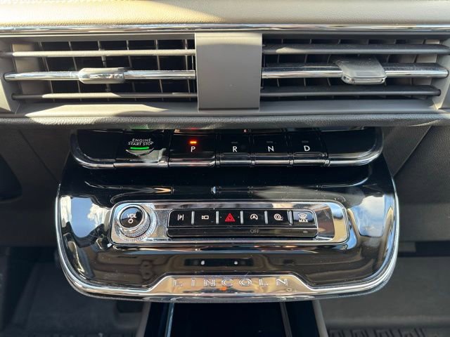 Used 2023 Lincoln Corsair AWD w/ Equipment Group 101A image 20