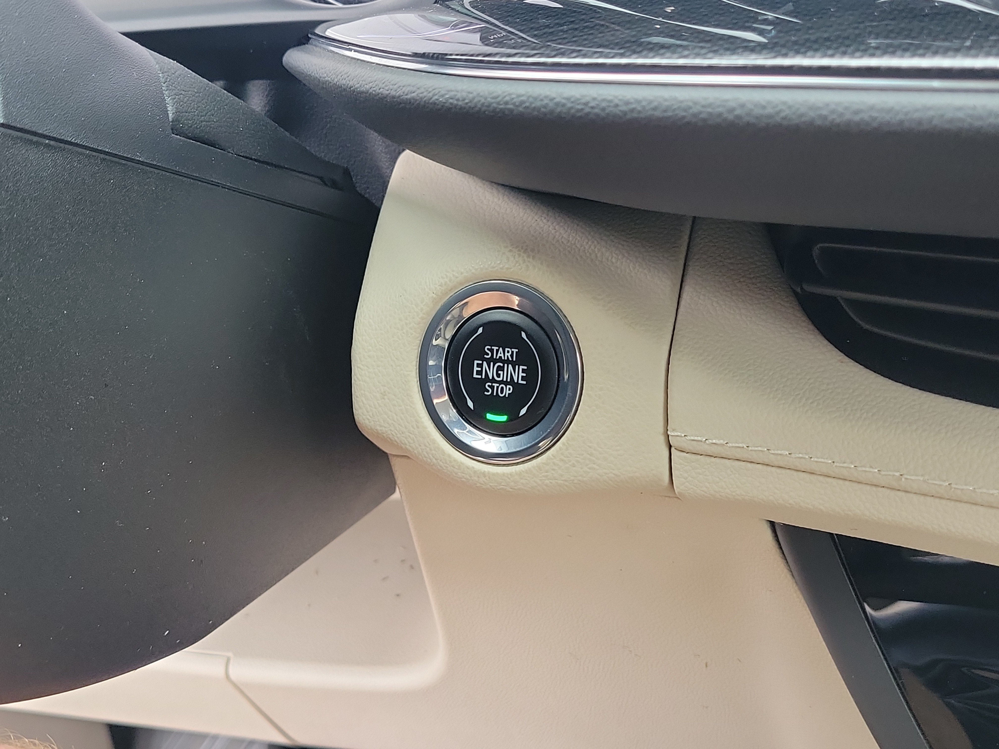 Used 2023 Buick Envision Essence AWD/4WD image 30