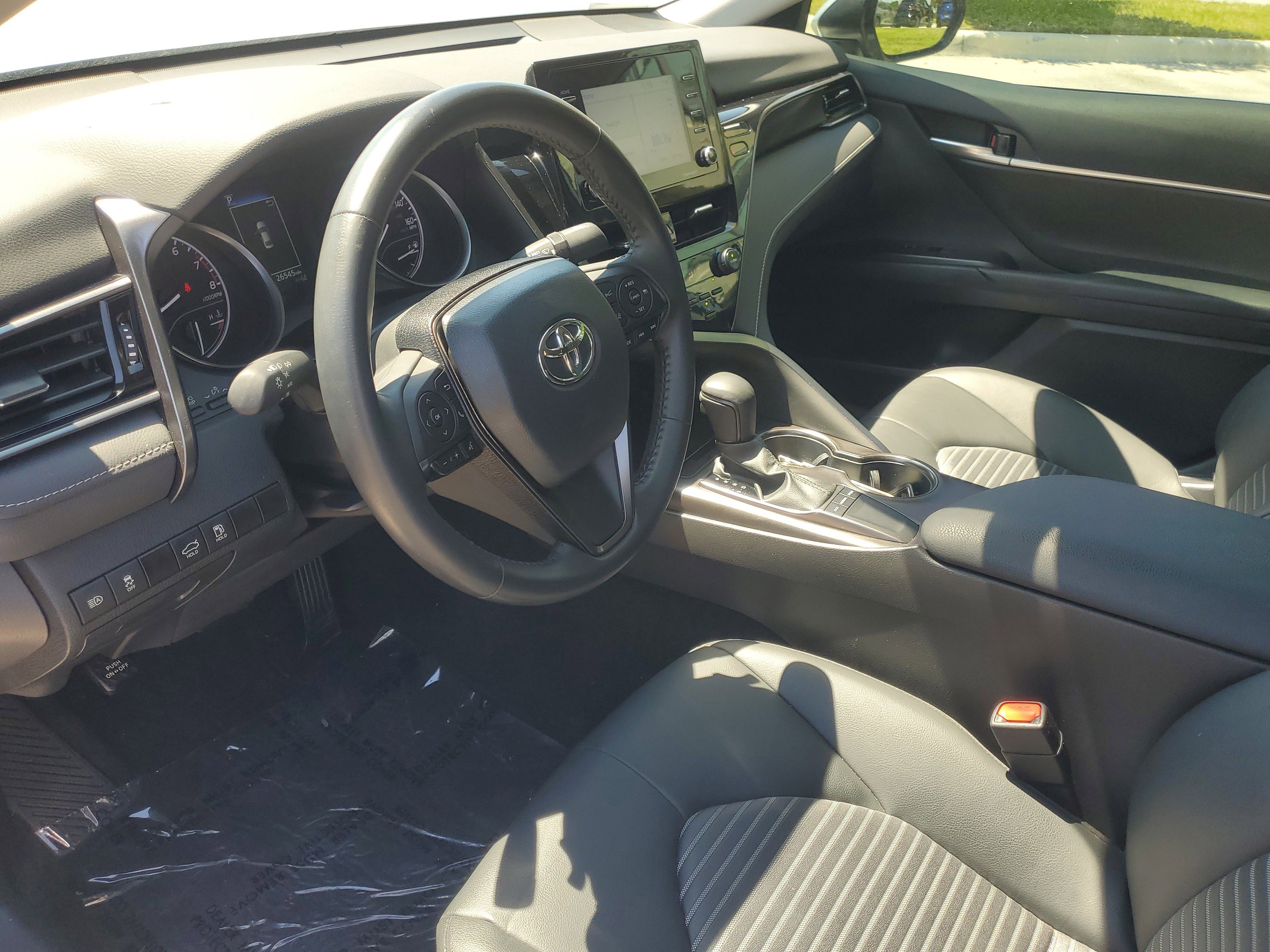 Used 2024 Toyota Camry SE FWD image 16