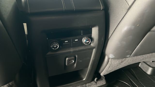 Used 2023 Chevrolet Traverse LT w/ LPO, Floor Liner Package image 20