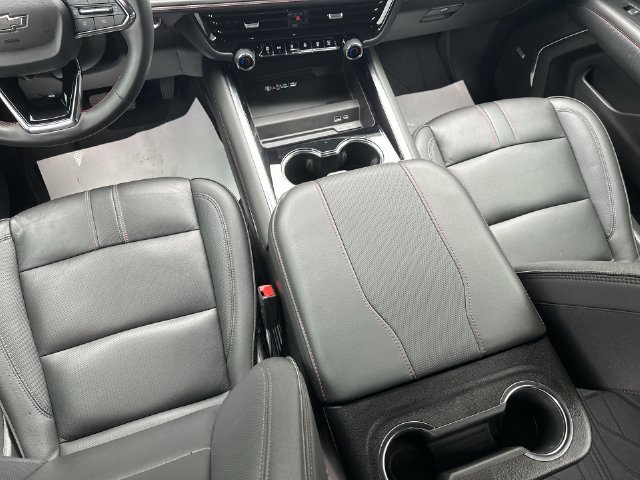 Used 2025 Chevrolet Tahoe RST w/ Comfort Package AWD/4WD image 32