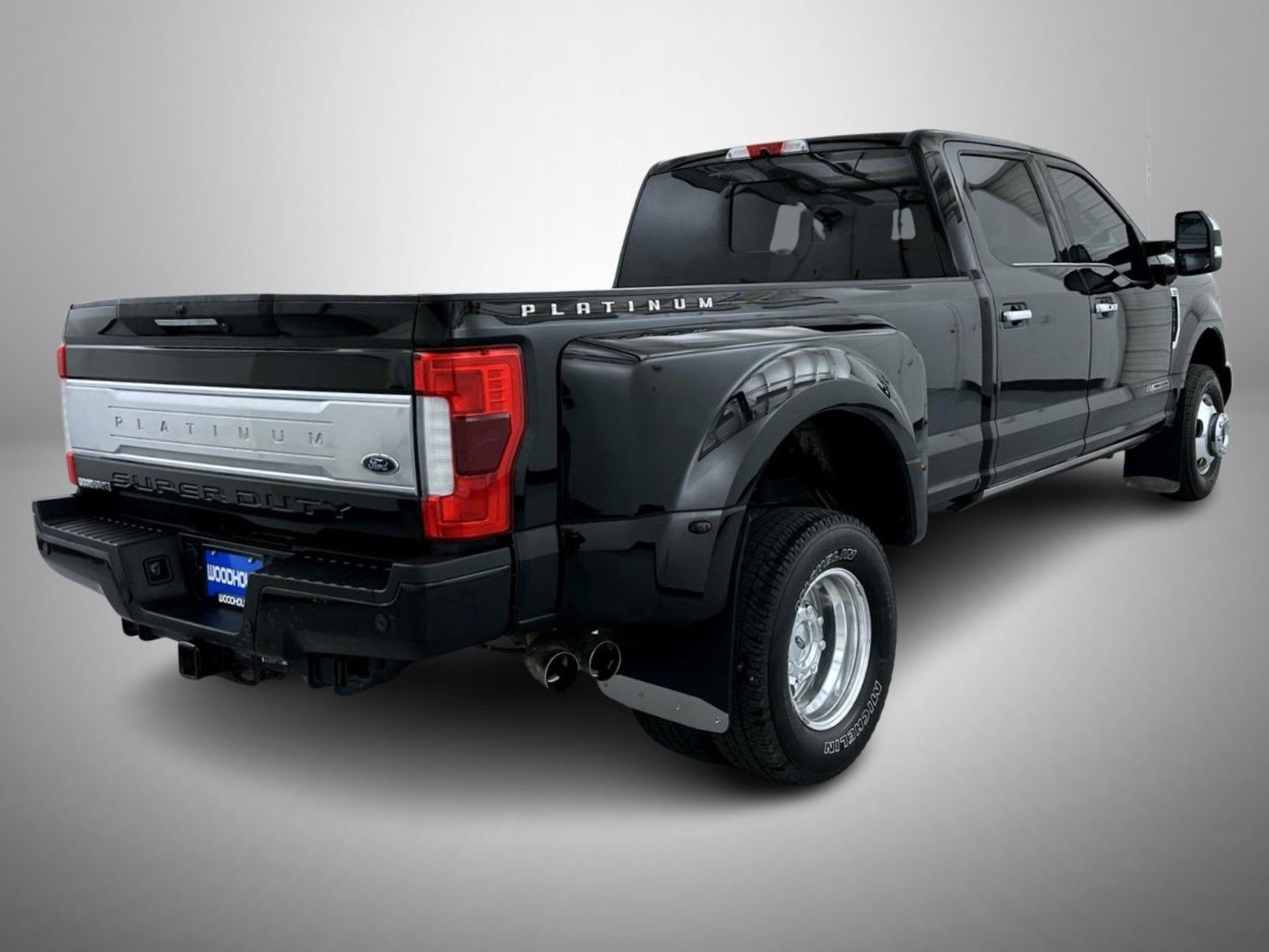 Used 2019 Ford F350 Platinum w/ Platinum Ultimate Package image 5