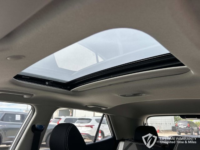 New 2026 Hyundai Venue SEL FWD image 26