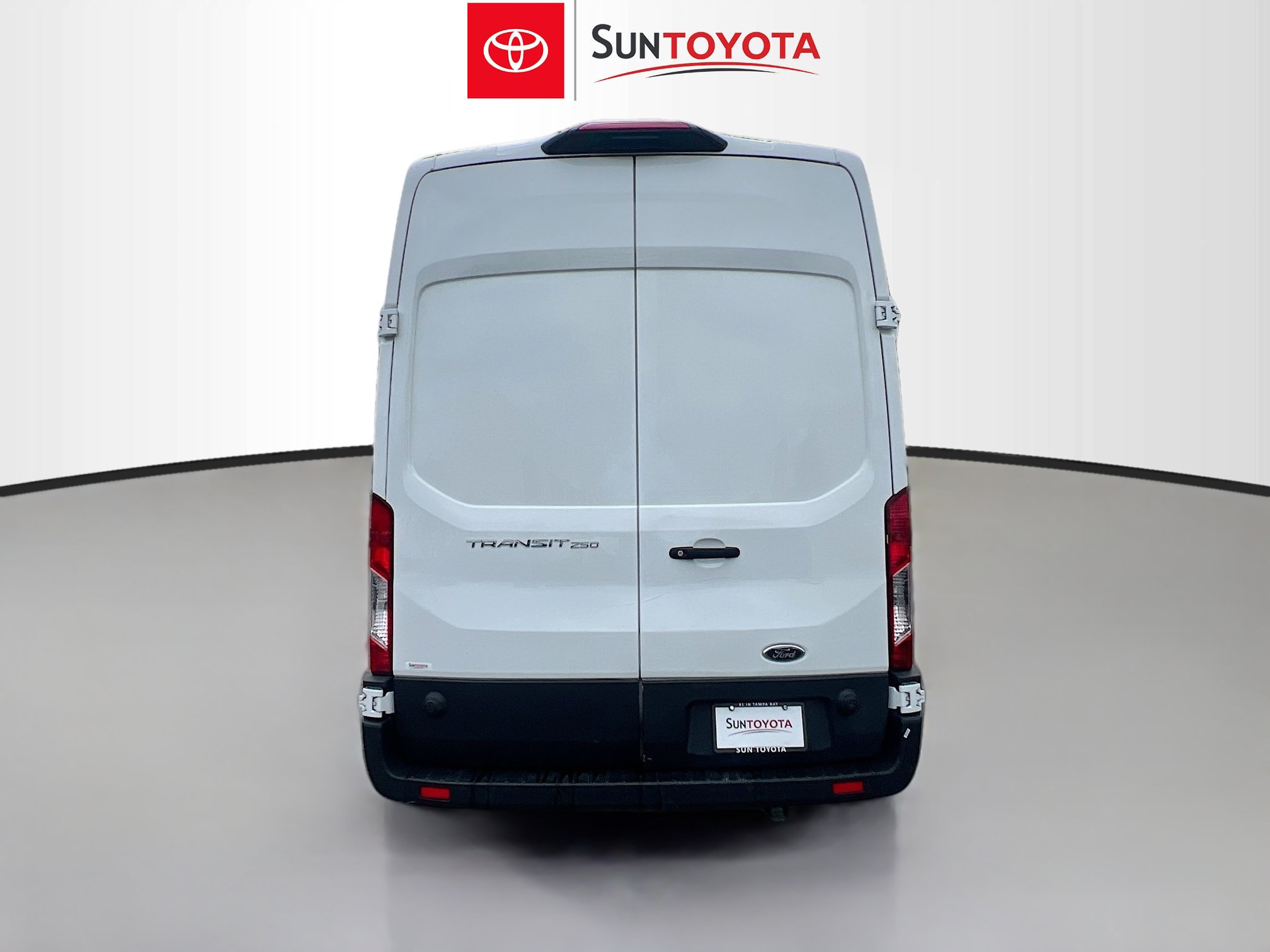 Used 2024 Ford Transit 250 148 High Roof Extended w/ Load Area Protection Package RWD image 5
