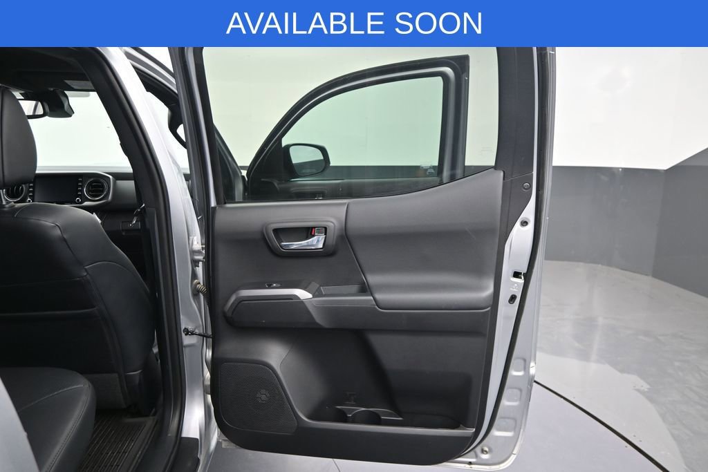 Certified 2021 Toyota Tacoma TRD Sport w/ TRD Premium Sport Package AWD/4WD image 32