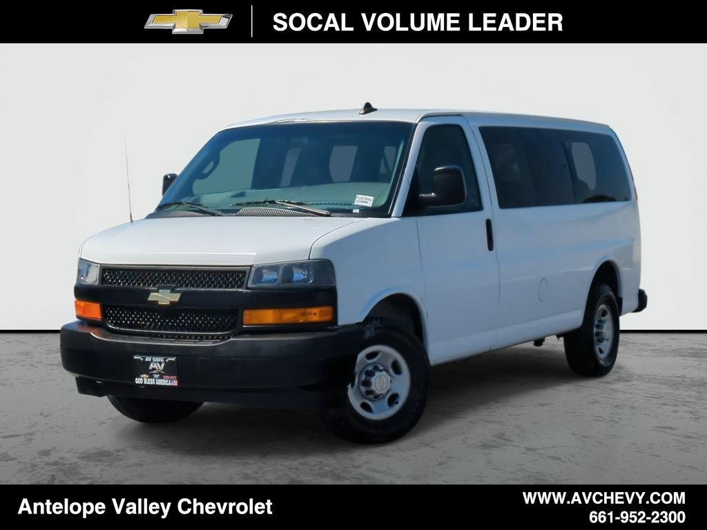 Used 2023 Chevrolet Express 3500 LS RWD image 1