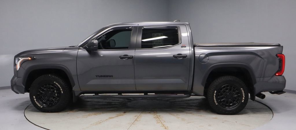 Used 2025 Toyota Tundra SR5 AWD/4WD image 7