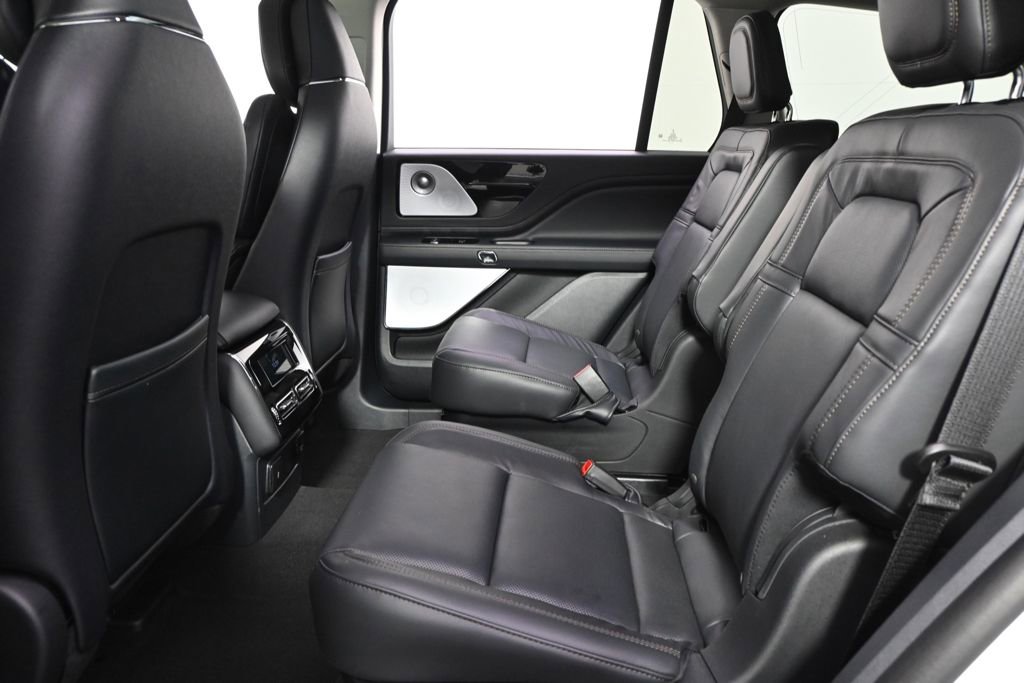 New 2026 Lincoln Aviator Reserve image 22