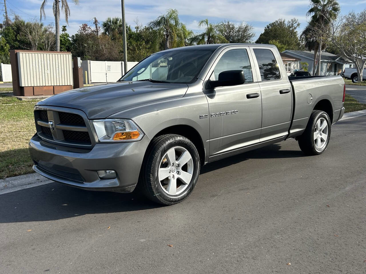 Used 2012 RAM 1500 Express image 1
