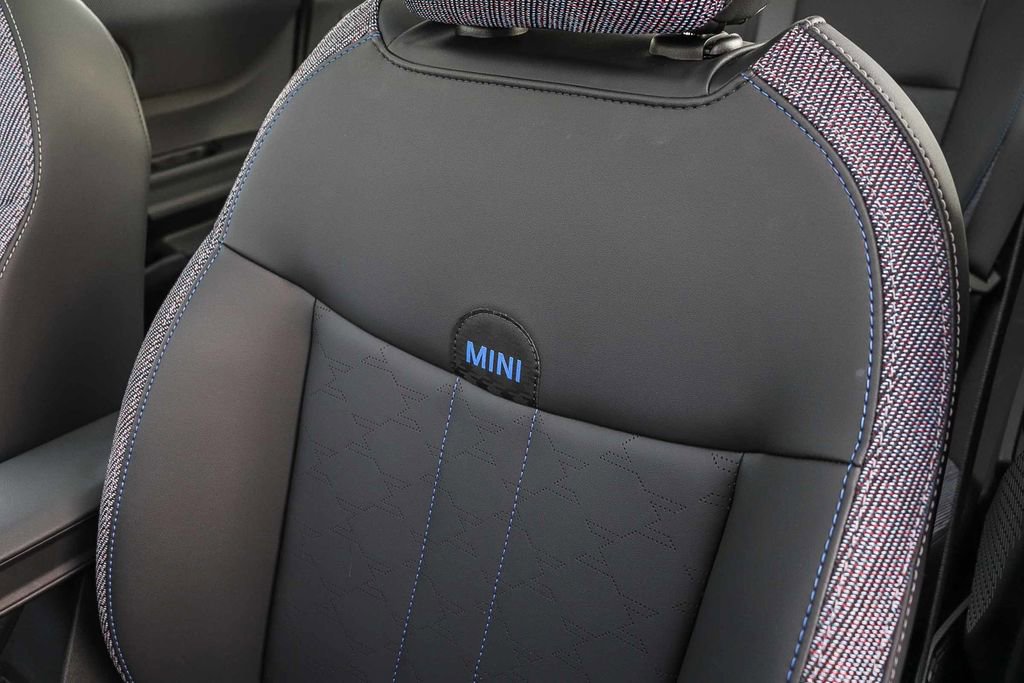 Used 2025 MINI Cooper S image 28