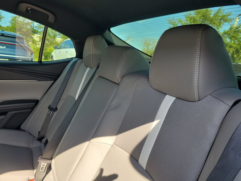 Used 2026 Toyota Camry SE AWD/4WD image 23