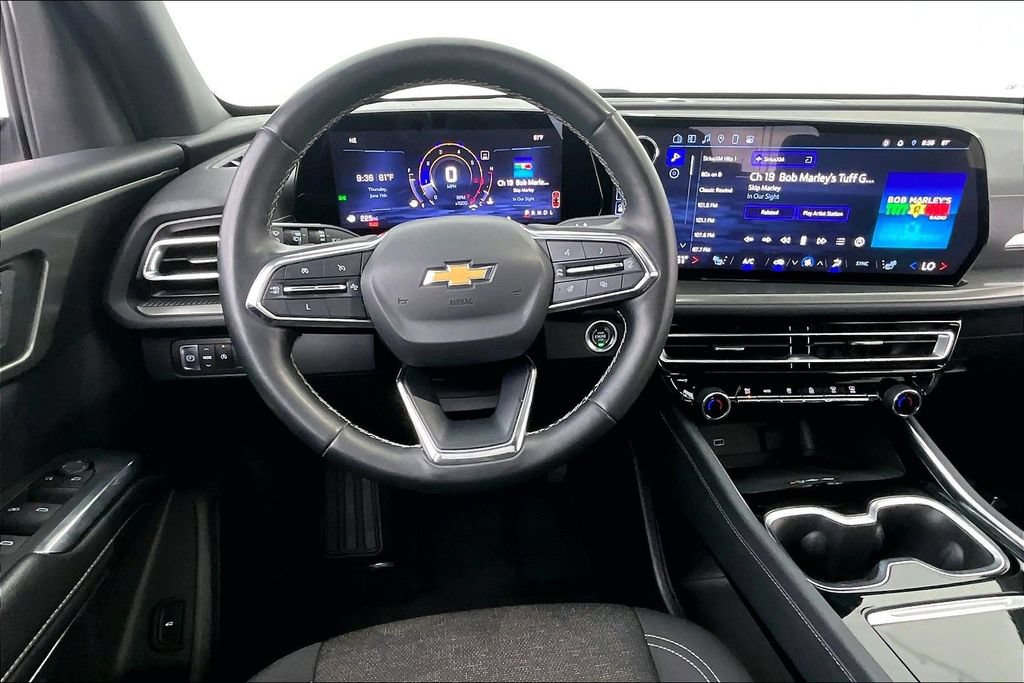 Used 2024 Chevrolet Traverse LT FWD image 6