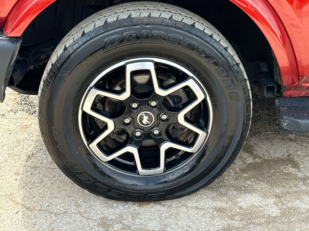 Used 2023 Ford Bronco Outer Banks image 18