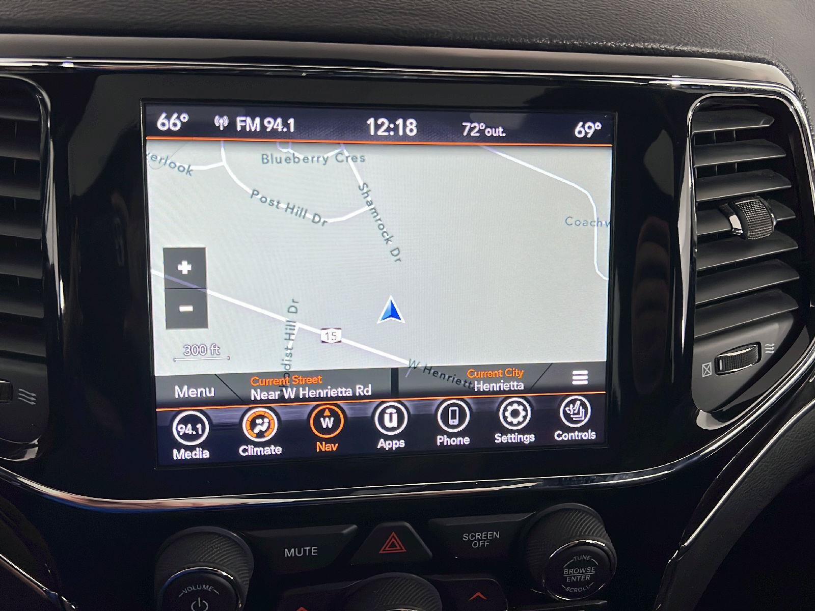 Used 2020 Jeep Grand Cherokee Trailhawk AWD/4WD image 8