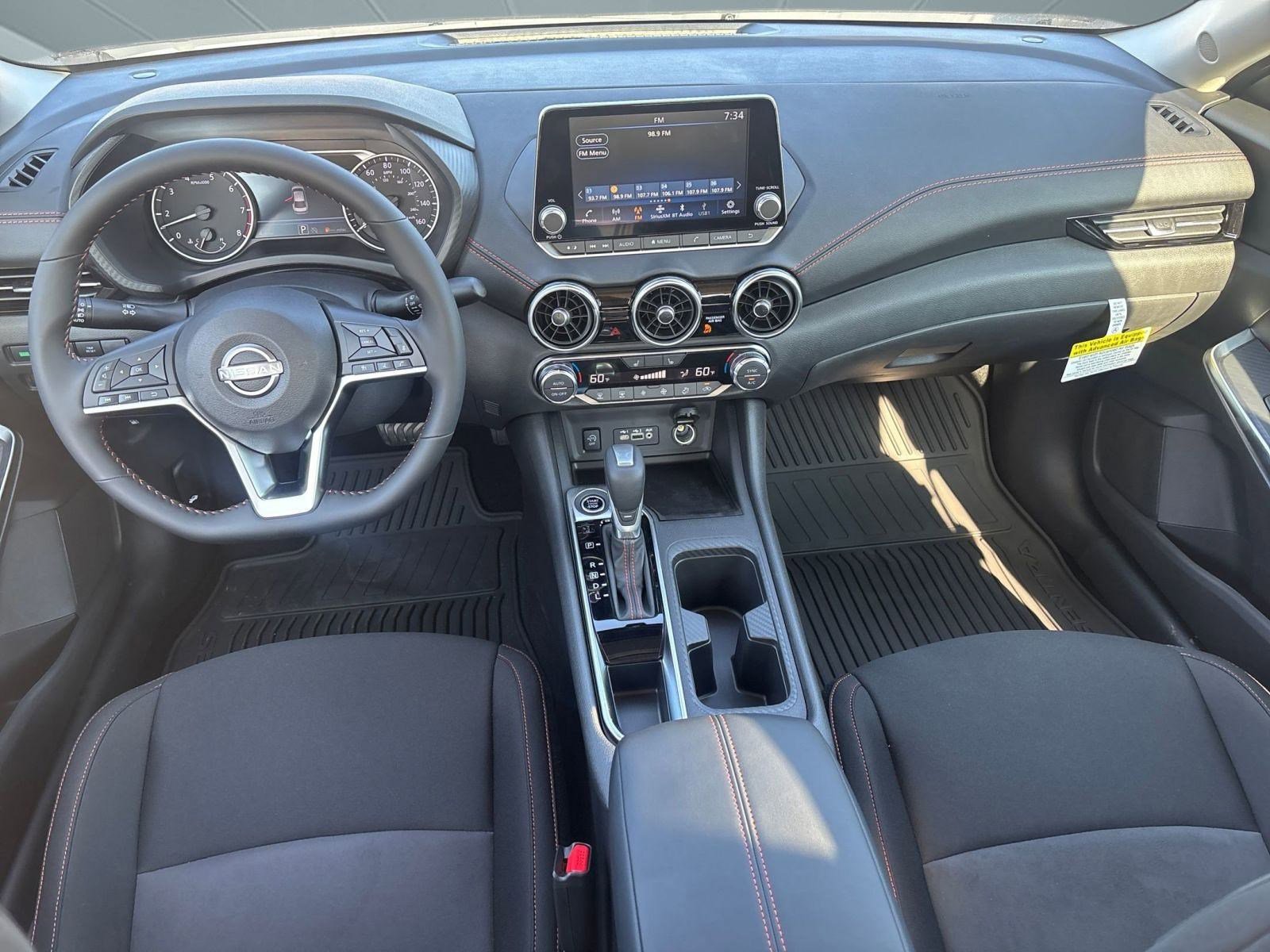 New 2025 Nissan Sentra SR FWD image 17