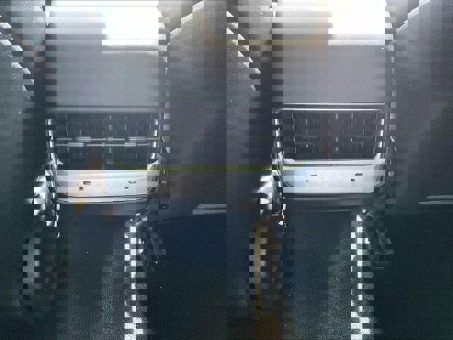 Used 2021 Tesla Model 3 Long Range image 23