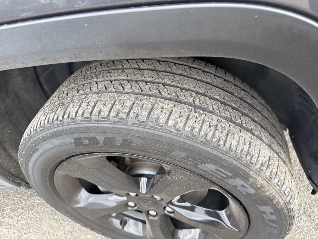 Used 2022 Jeep Grand Cherokee Altitude image 10