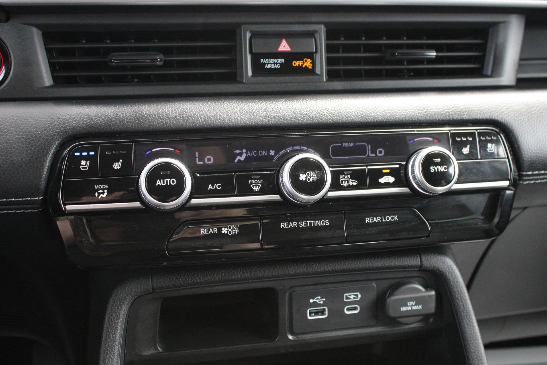 Used 2025 Honda Pilot Elite image 44
