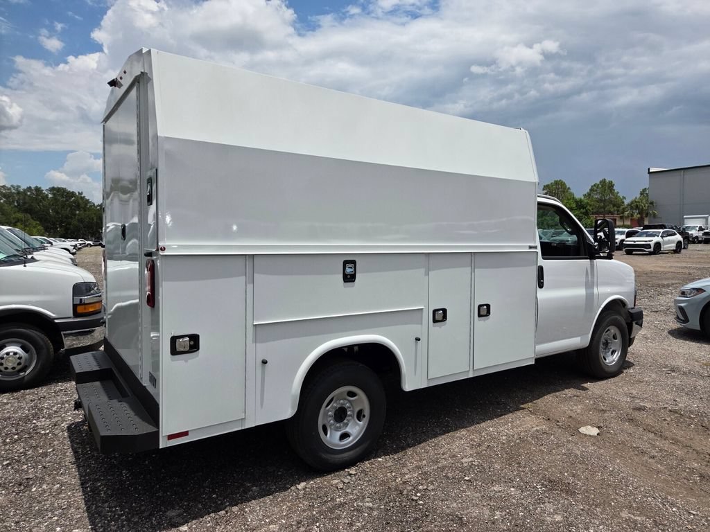 New 2026 Chevrolet Express 3500 w/ Power Convenience Package RWD image 16