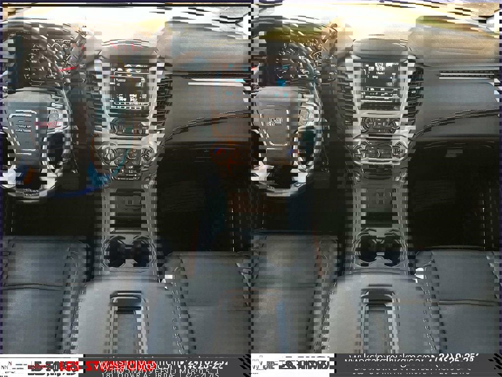 Used 2018 GMC Yukon XL SLT image 15