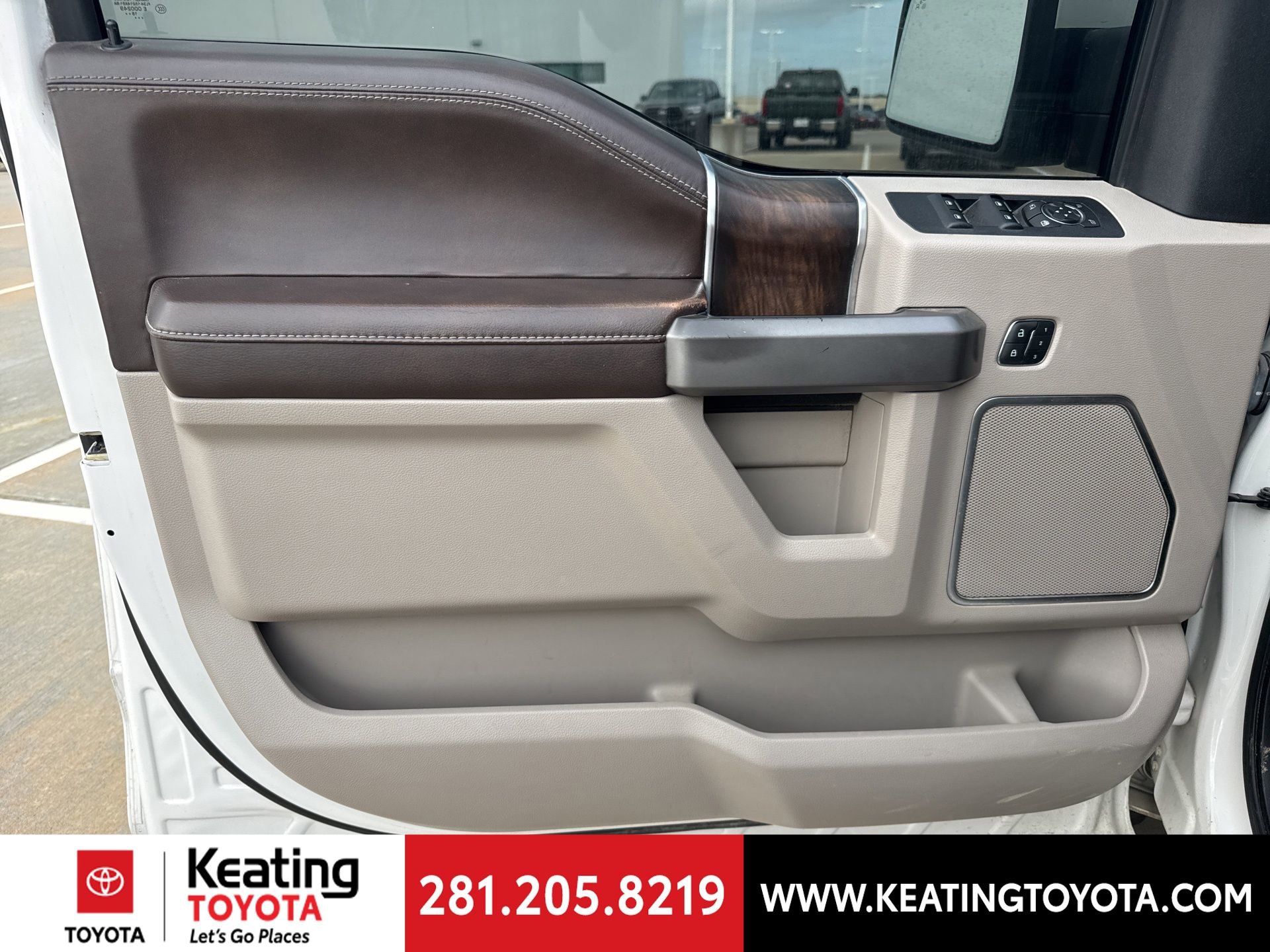 Used 2019 Ford F150 Limited w/ Trailer Tow Package image 10