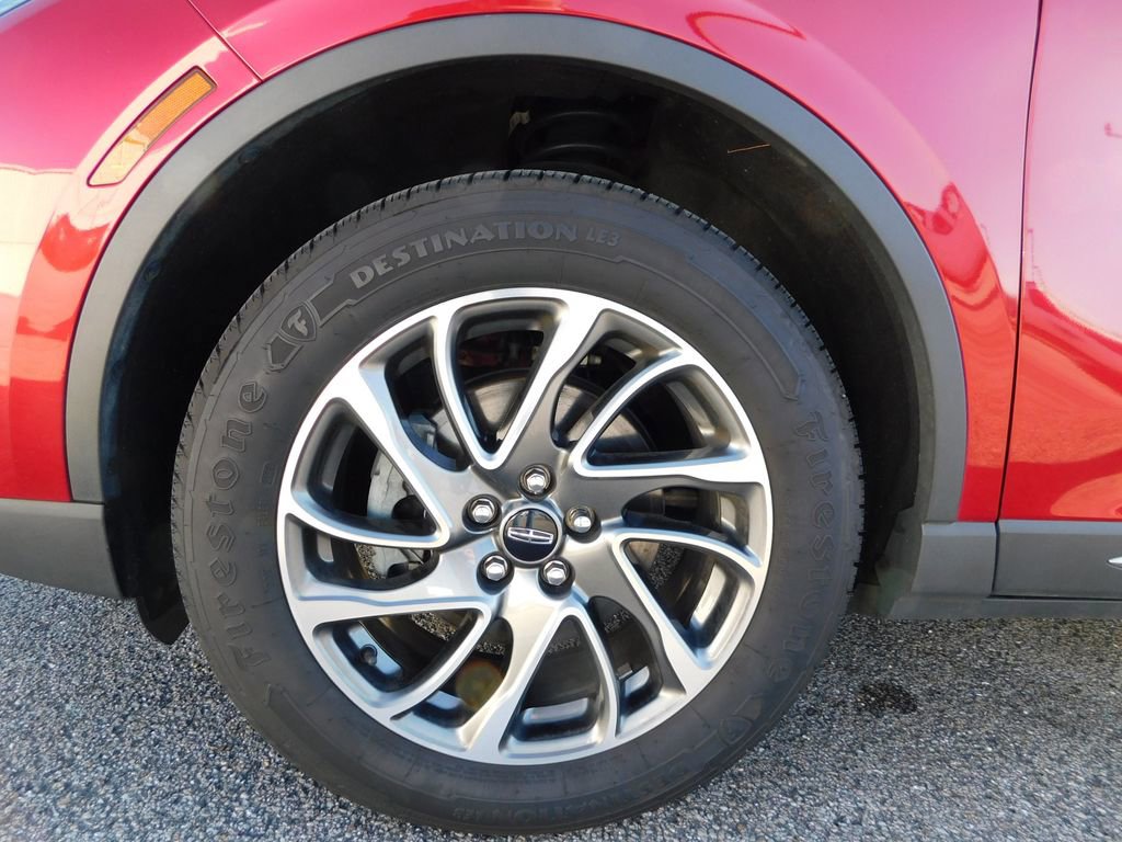 Used 2022 Lincoln Corsair AWD w/ Equipment Group 101A image 10