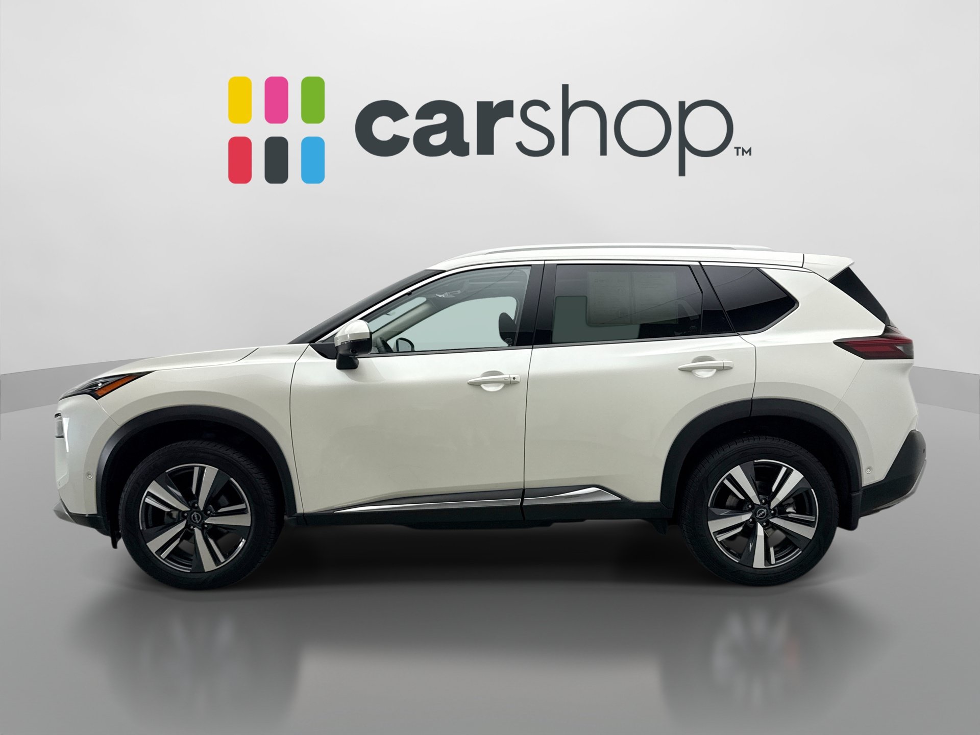 Used 2023 Nissan Rogue Platinum w/ Platinum Premium Package AWD/4WD image 2