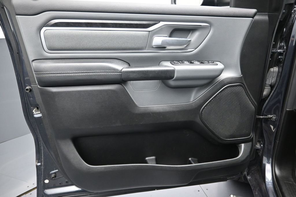 Used 2021 RAM 1500 Big Horn RWD image 12