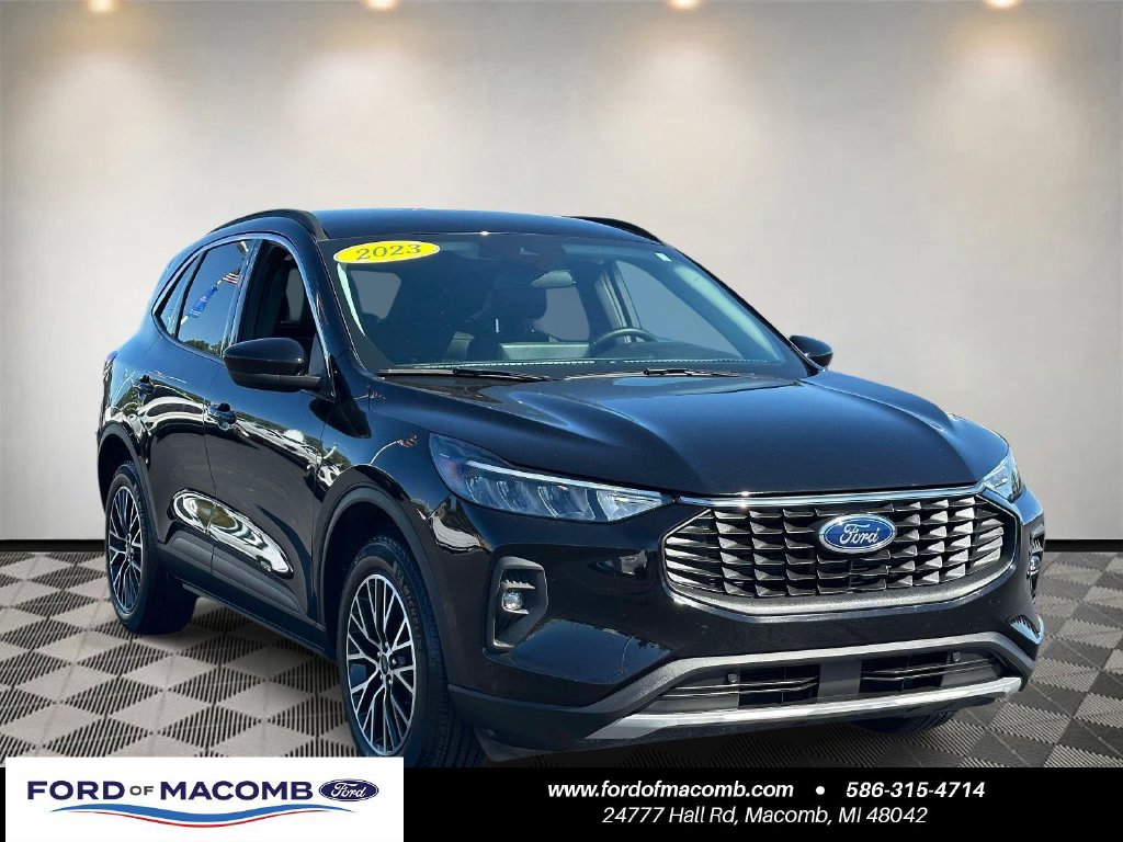 Certified 2023 Ford Escape SE FWD image 1