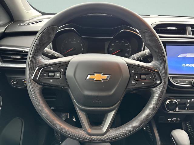 Used 2023 Chevrolet TrailBlazer LT w/ Convenience Package image 14