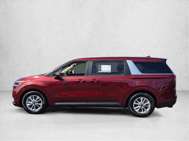 Used 2024 Kia Carnival LX FWD image 9