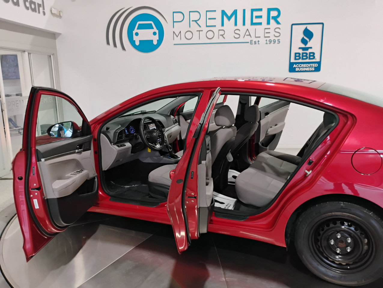 Used 2020 Hyundai Elantra SE w/ Cargo Package (C1) image 5