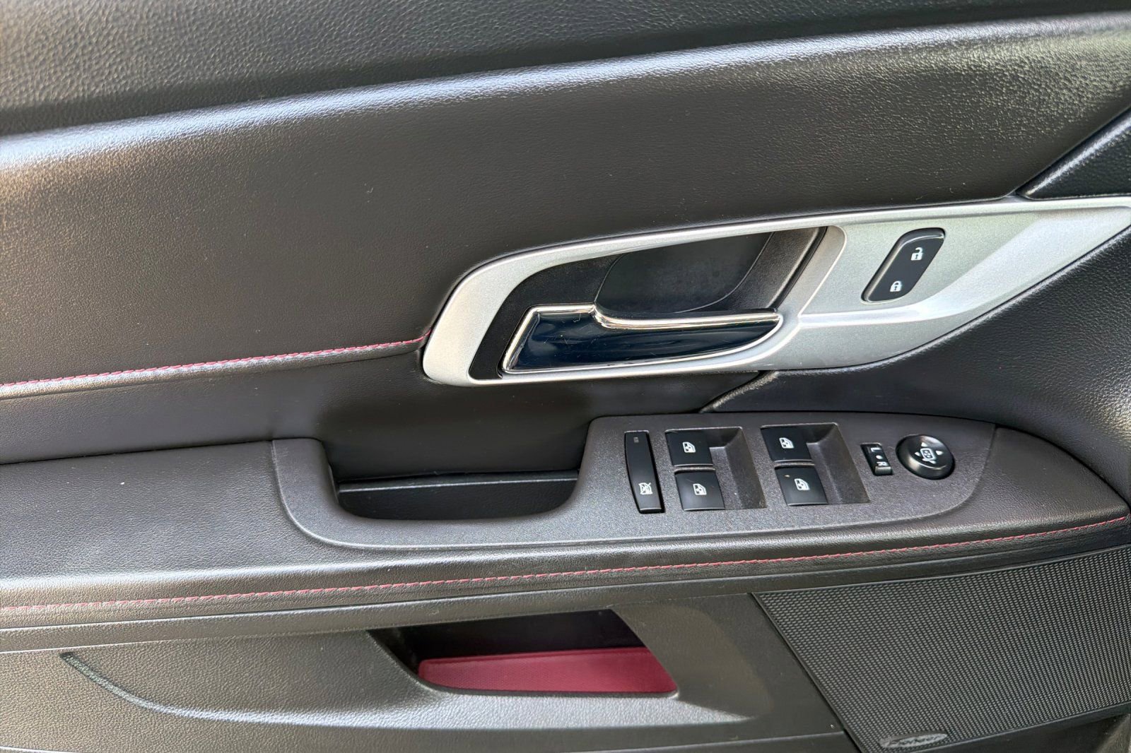 Used 2014 GMC Terrain SLE FWD image 13