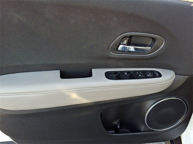 Used 2022 Honda HR-V EX image 12