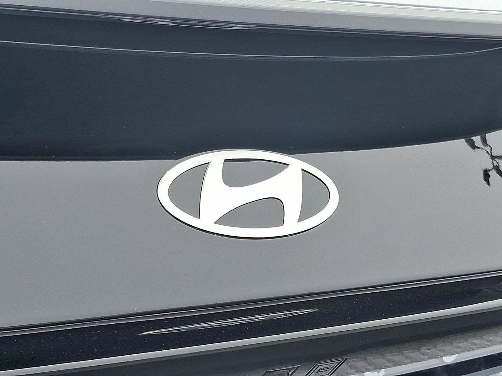 New 2025 Hyundai Ioniq 6 SE image 18