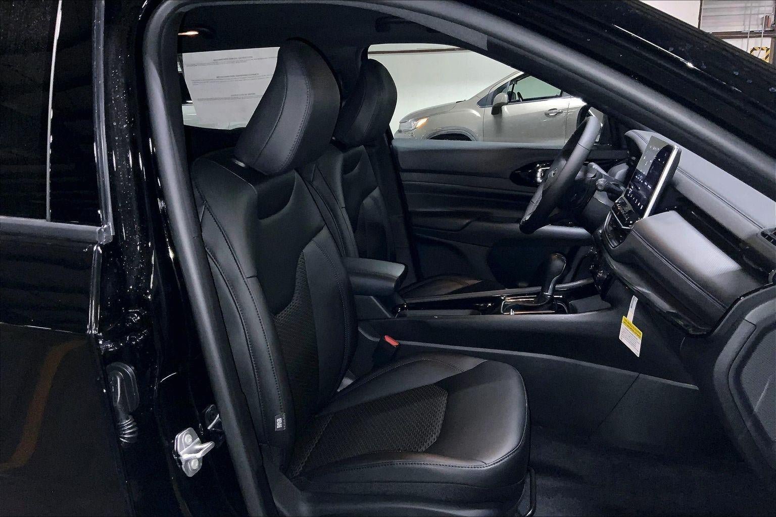 New 2026 Jeep Compass Latitude AWD/4WD image 24