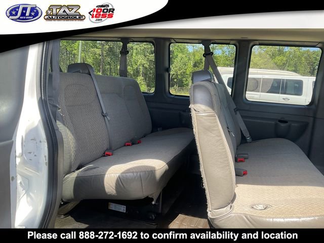 Used 2016 Chevrolet Express 3500 LT w/ LT Preferred Equipment Group RWD image 8