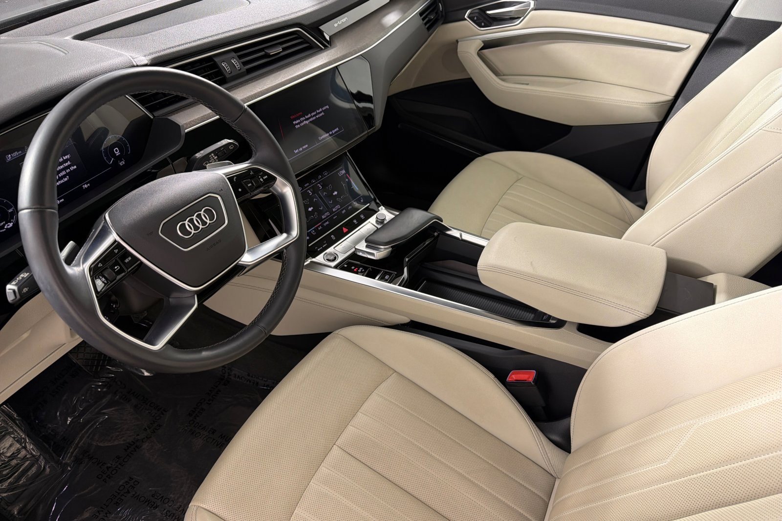 Used 2023 Audi e-tron Premium Plus AWD/4WD image 9