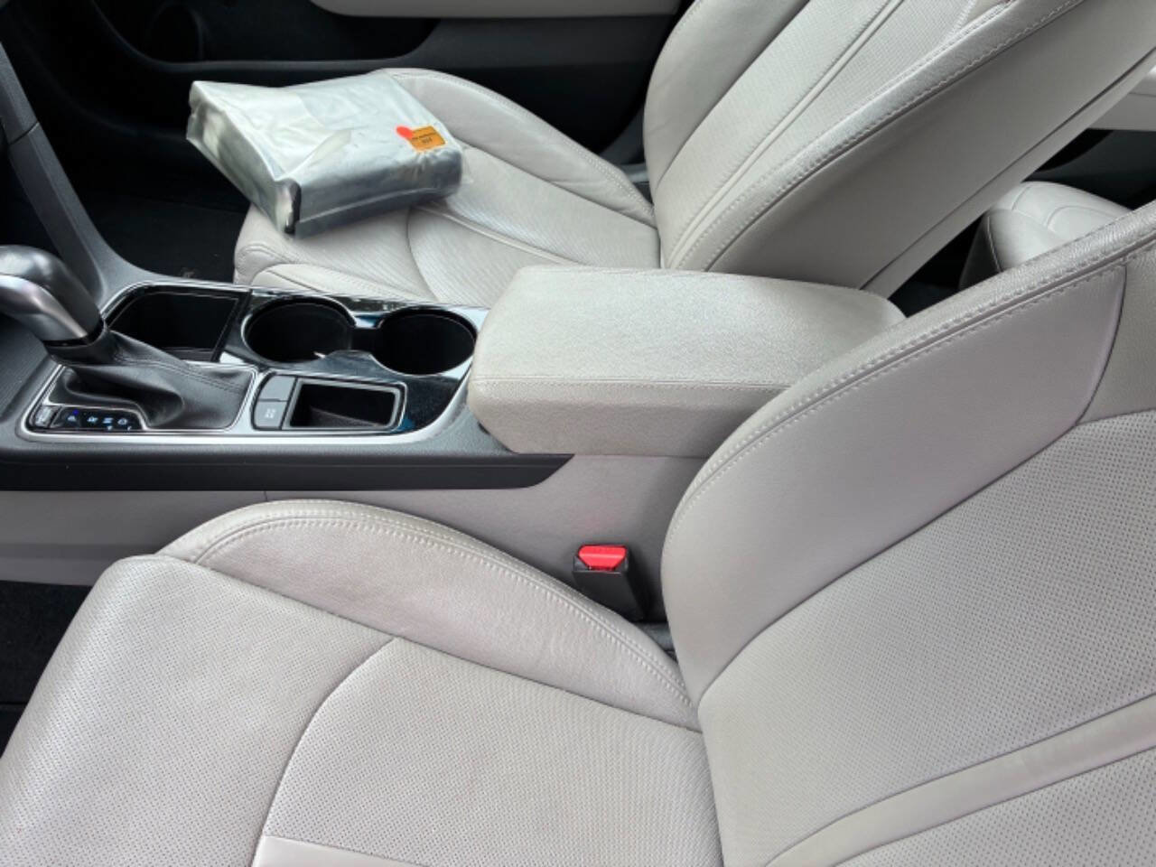 Used 2018 Hyundai Sonata Limited w/ Cargo Package image 18