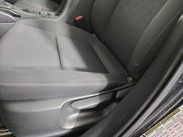 Used 2023 Toyota Corolla LE image 28