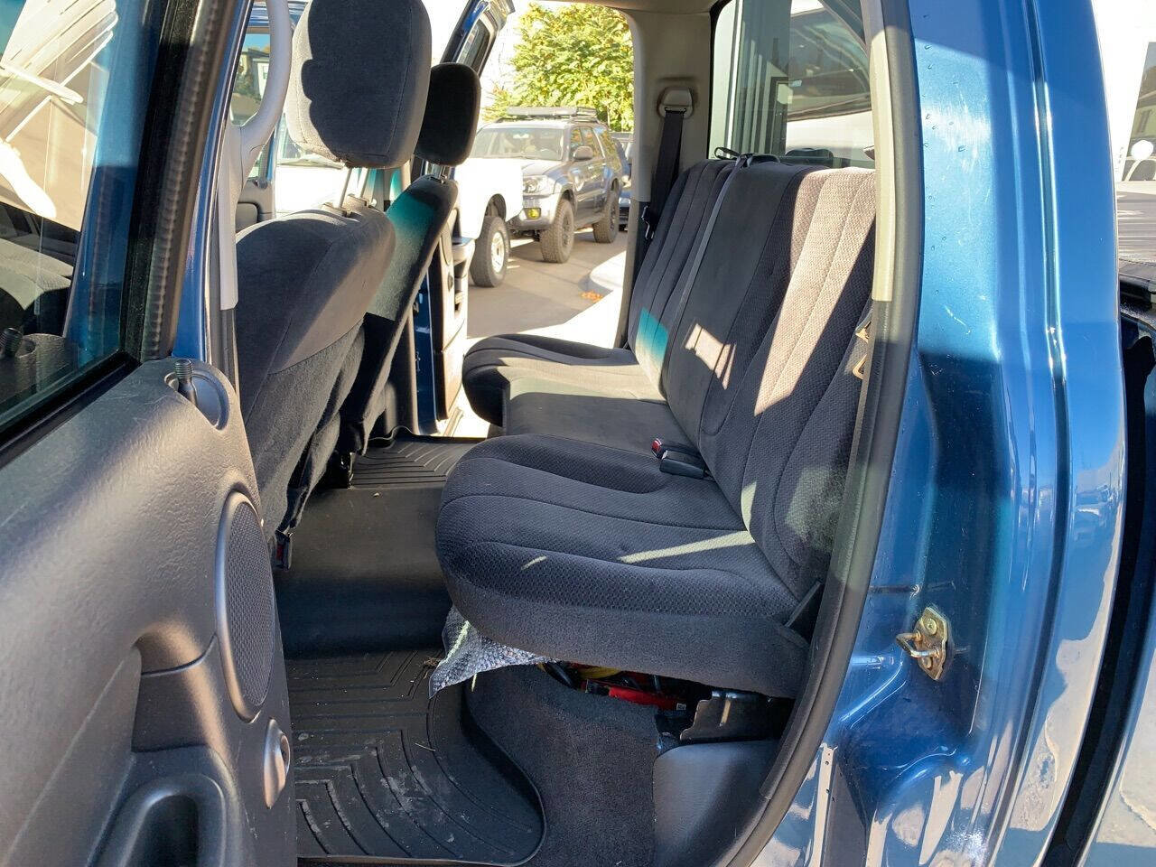 Used 2003 Dodge Ram 2500 Truck SLT image 40