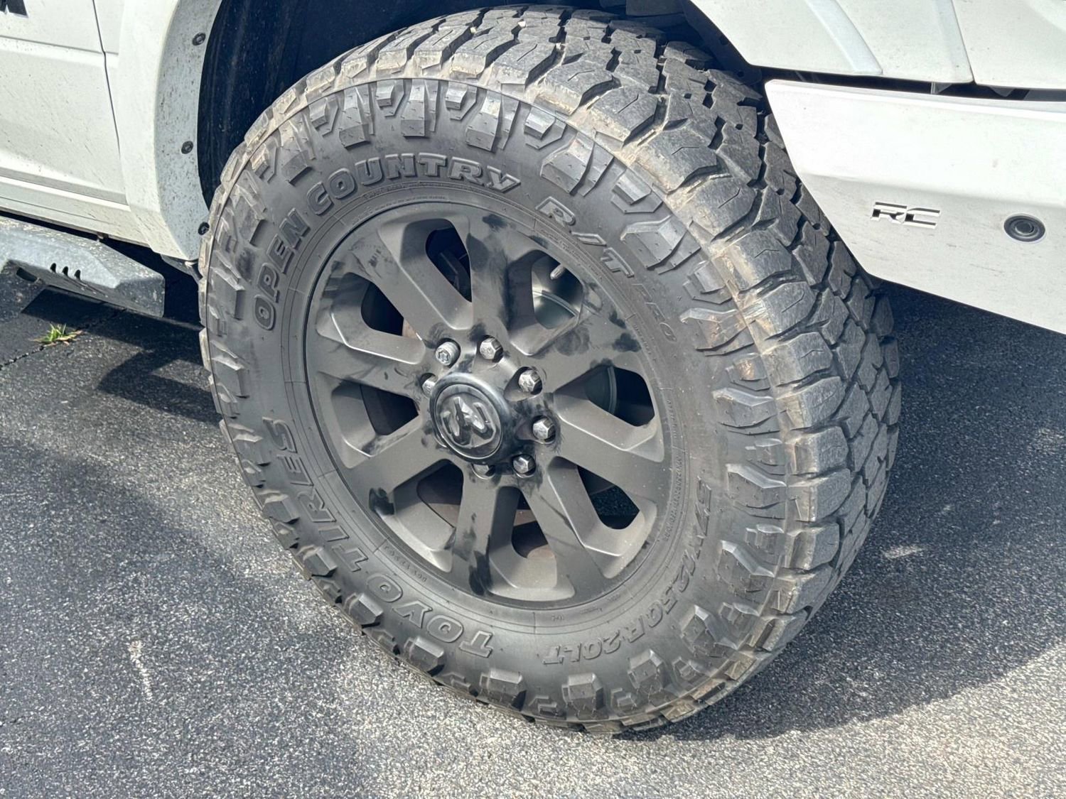 Used 2022 RAM 2500 Laramie AWD/4WD image 4