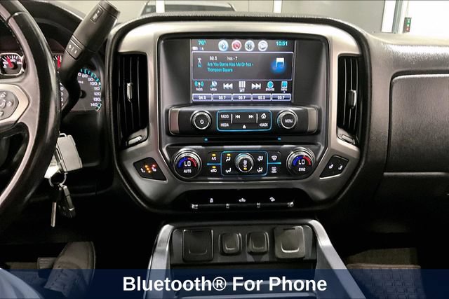 Used 2018 Chevrolet Silverado 1500 LT w/ Redline Edition AWD/4WD image 22
