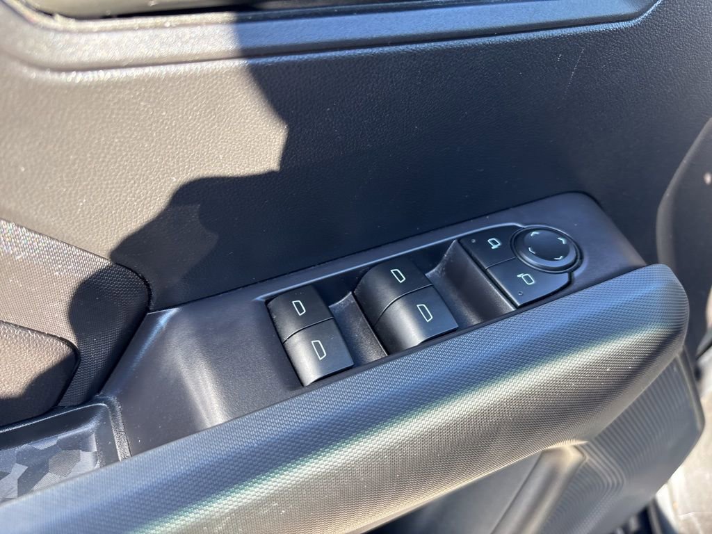 Used 2023 Chevrolet Colorado W/T w/ Advanced Trailering Package AWD/4WD image 19