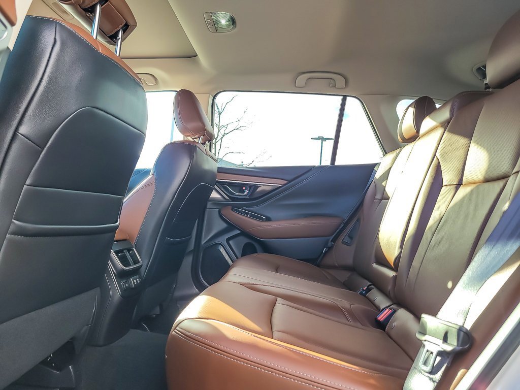 Certified 2020 Subaru Outback Touring w/ Popular Package #2 image 10