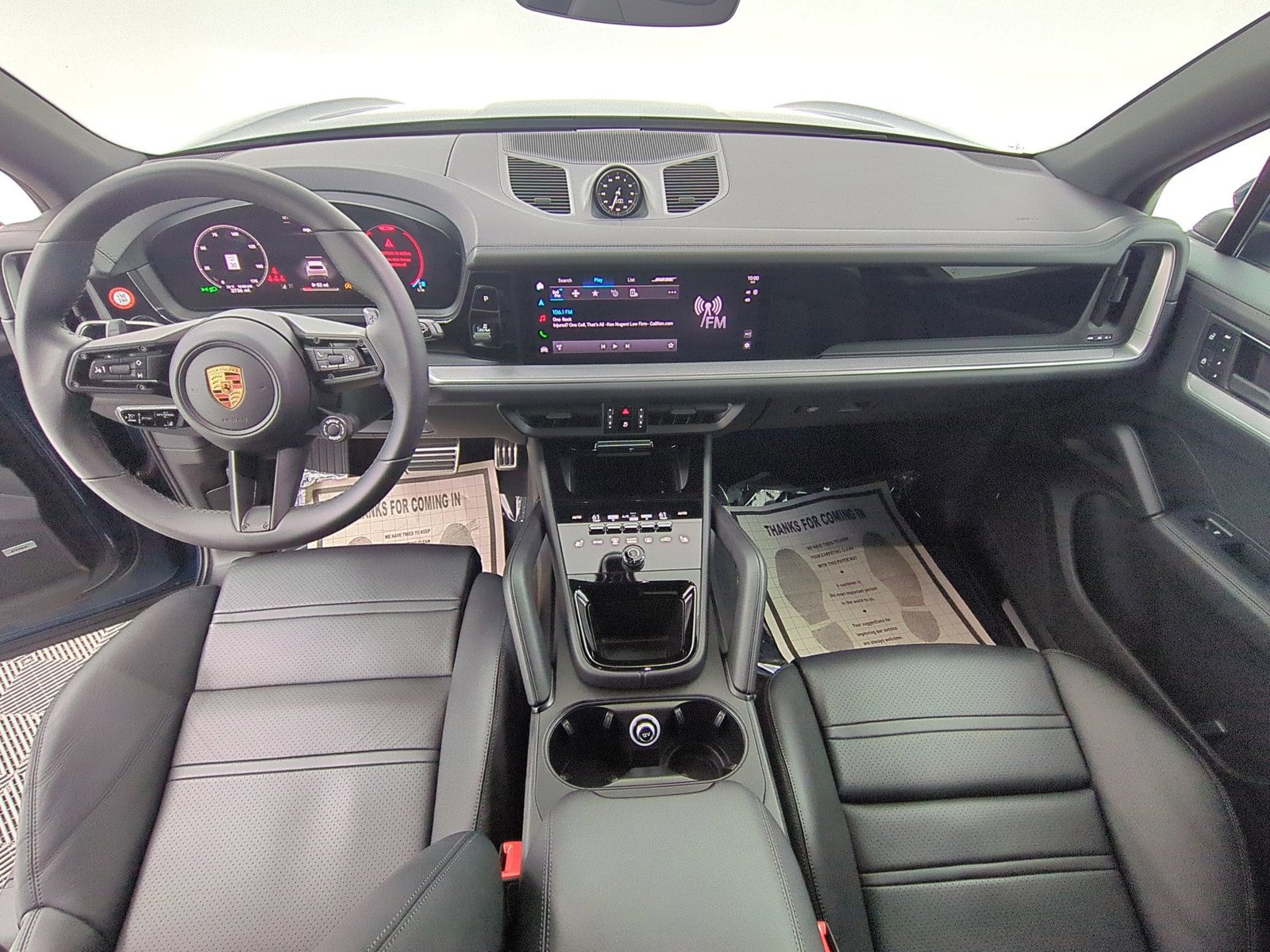 Used 2025 Porsche Cayenne image 20